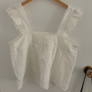 Gap size M ruffle sleeveless top